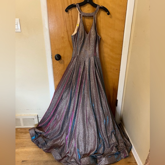 Long iridescent prom dress! Slightly poofy and when you spin quite colorful! - Picture 1 of 2